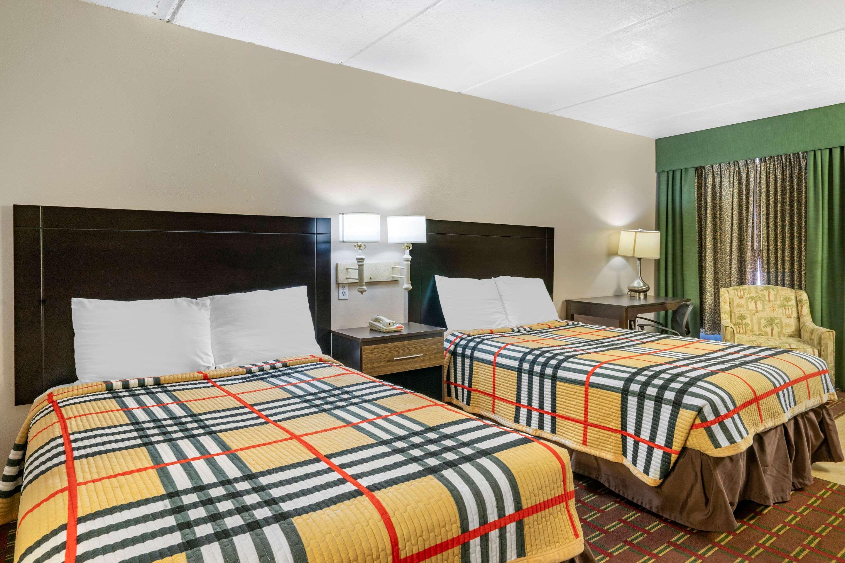 Rodeway Inn Clearwater-Dunedin Eksteriør billede