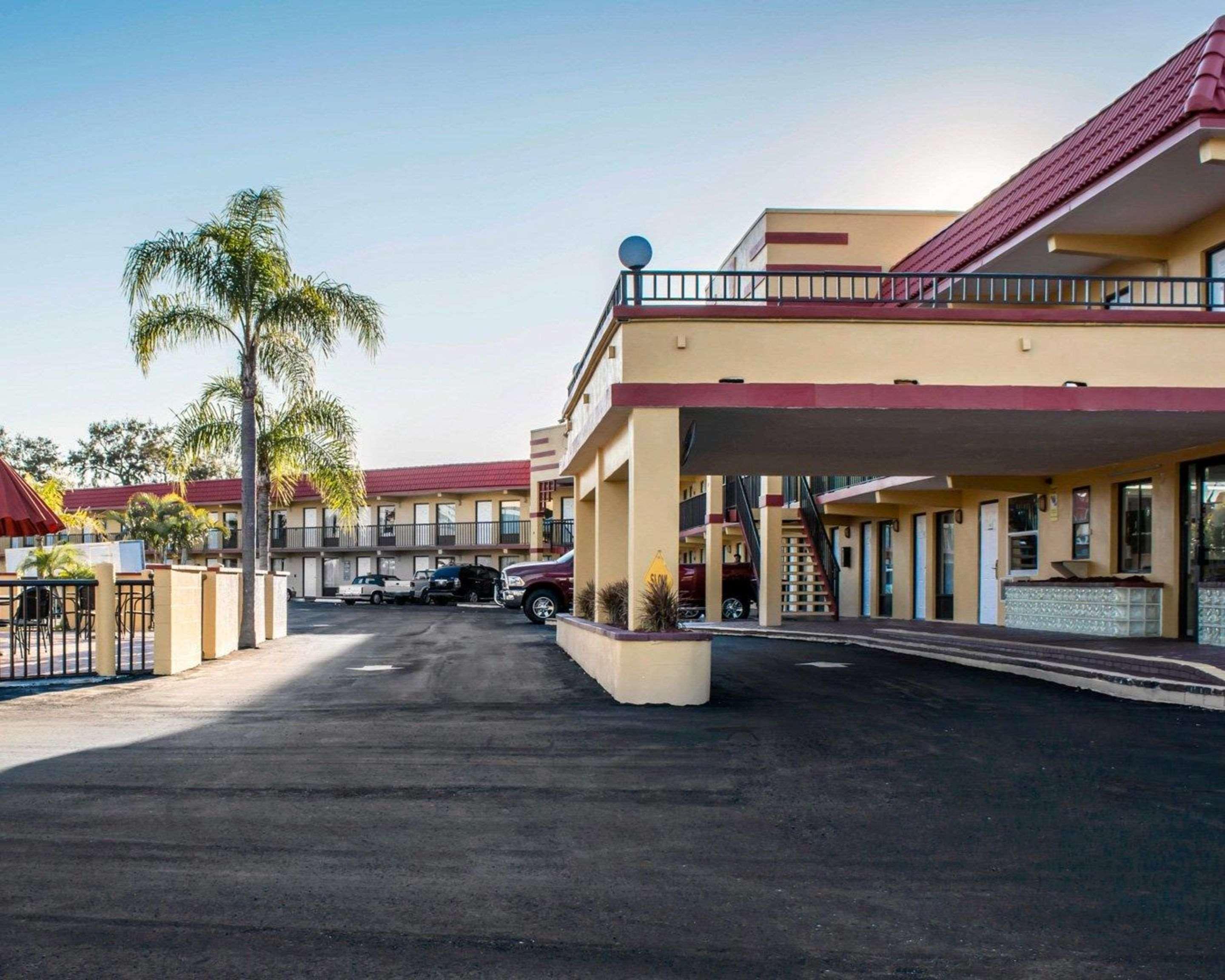 Rodeway Inn Clearwater-Dunedin Eksteriør billede