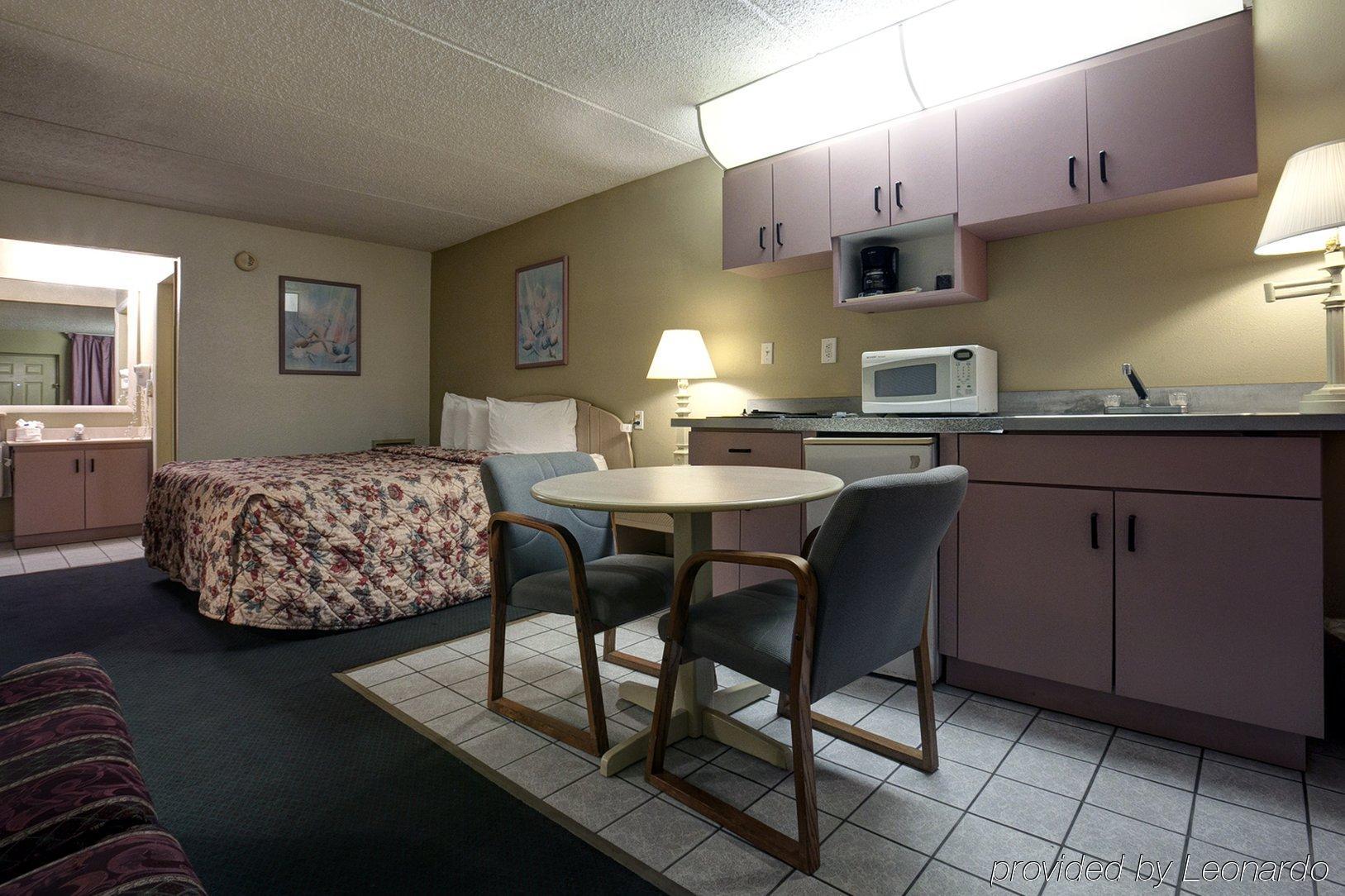 Rodeway Inn Clearwater-Dunedin Værelse billede