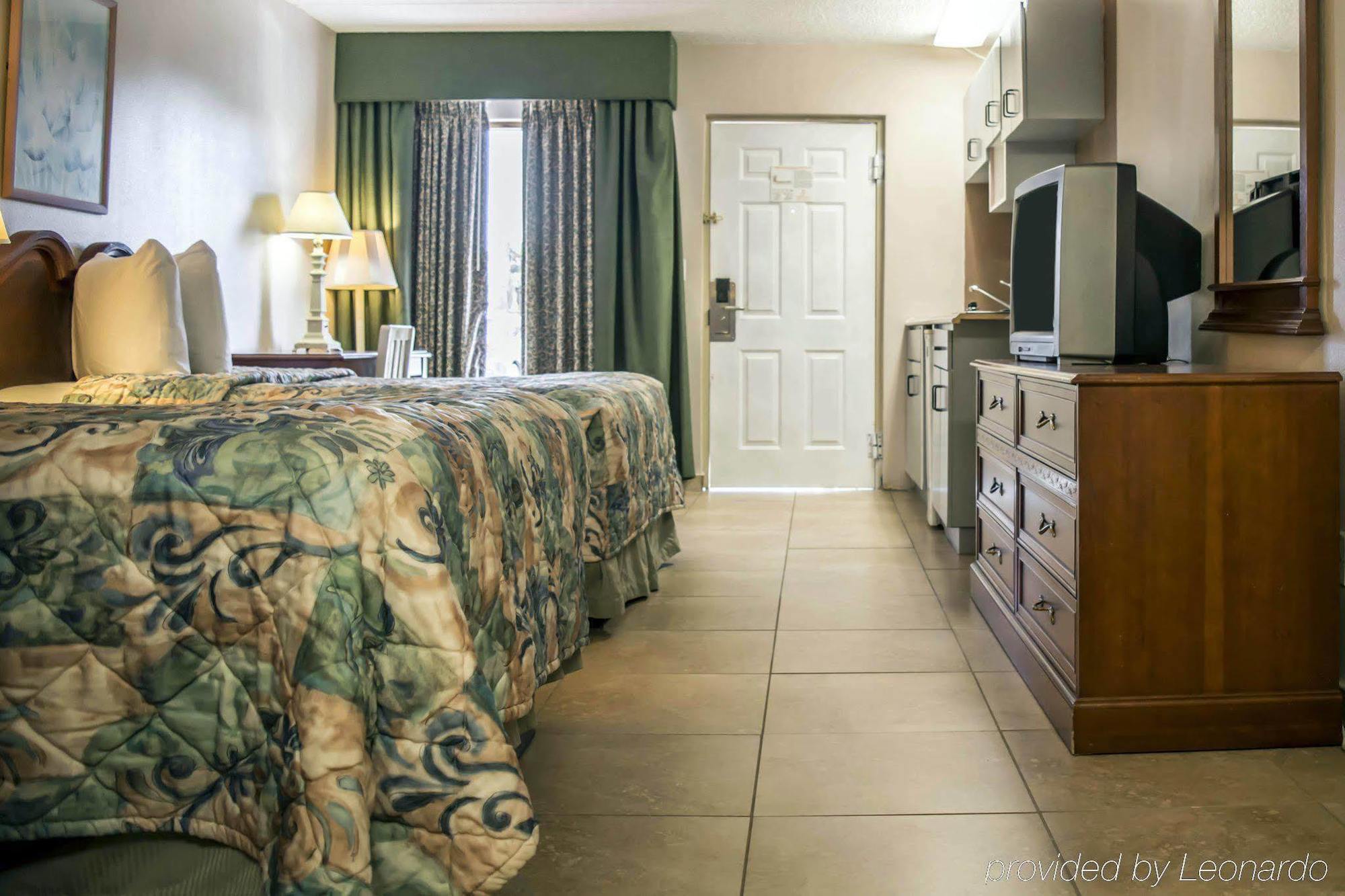 Rodeway Inn Clearwater-Dunedin Eksteriør billede